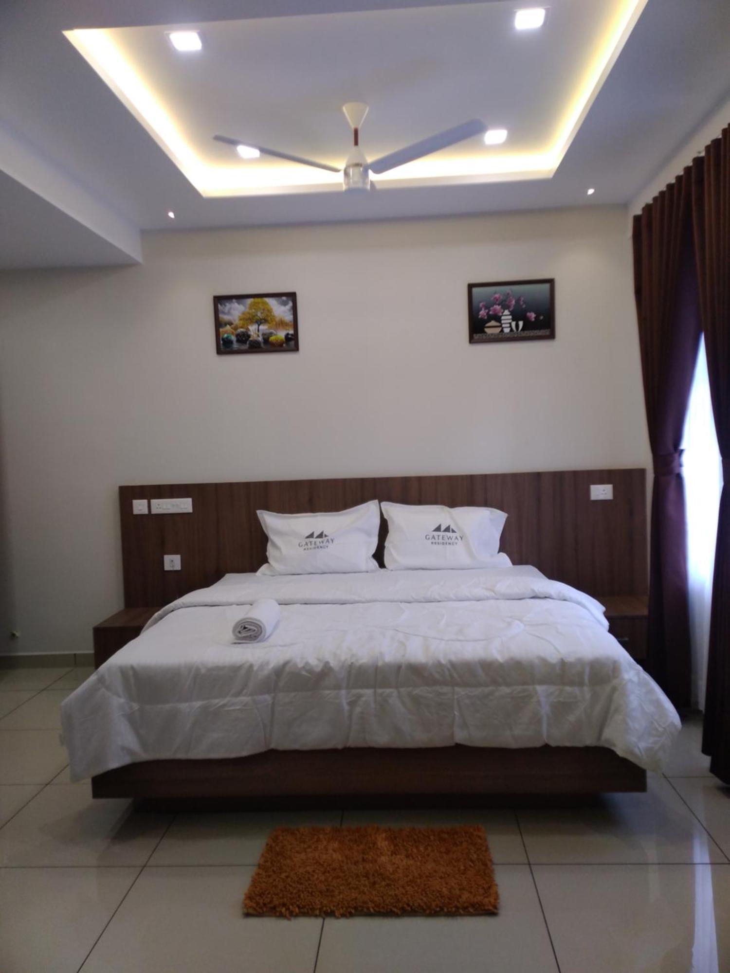 Gateway Residency Hotel Mannarakkat Exterior foto